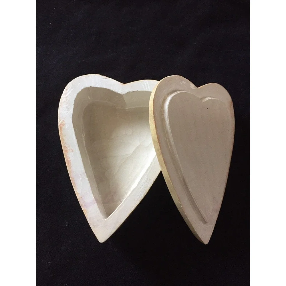 Vintage Heart Shaped Hand Carved Soapstone Trinket/Jewelry‎ Box-Valentines Gift